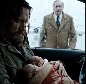 DIE ENTDECKUNG, DIE MIR DAS HERZ BRACH: ICH FAND MEINEN SOHN UND MEINE ENKELKINDER IN EINEM AUTO IN DER KÄLTE LEBEN, WÄHREND IHRE SCHWIEGERELTERN IHNEN JEDEN CENT STAHLEN. SIE GLAUBTEN, GEWONNEN ZU HABEN, BIS SIE HERAUSFANDEN, WER DER WAHRE BESITZER DER MACHT IST, DIE SIE ZERSTÖREN WIRD