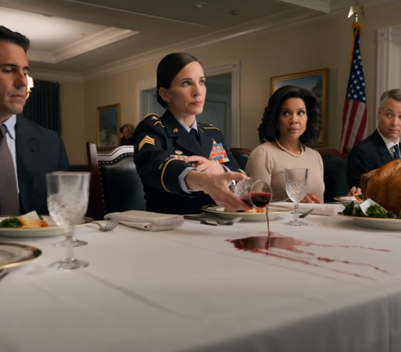 Vid middagen skakade min hand. Jag spillde vinet. Min svägerska höjde rösten – så jag kavlade upp ärmen… – Nyheter