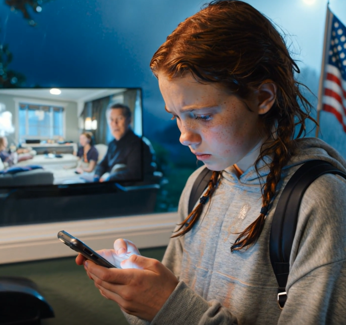 Vid 15 års ålder blev jag utsparkad i en storm på grund av en lögn min syster berättade, min mamma skrek: “Stick ut ur mitt hus”, jag bråkade inte – jag bara gick därifrån, tjugo minuter senare skrattade hon åt det i ett sms, utan att inse att pappa läste det på vardagsrums-tv:n.