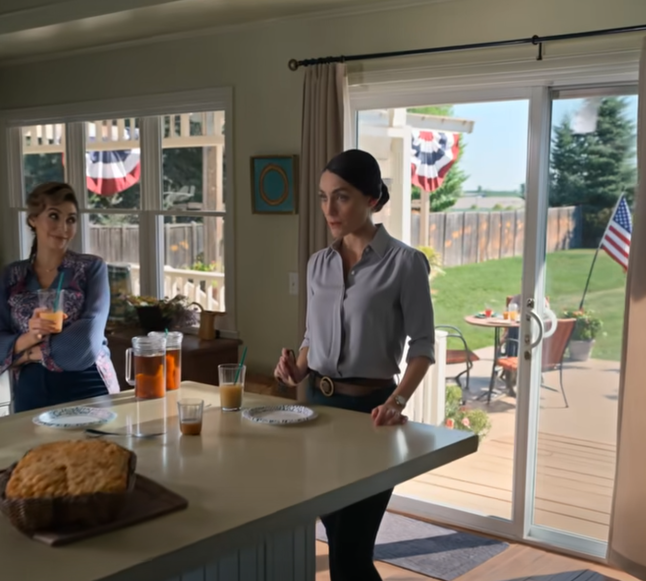 Jag gömde mig i köket för att undvika min systers kommentarer. Om hur jag “tillbringade mitt liv i uniform”. När min telefon surrade med ett brådskande meddelande från DC… – Nyheter