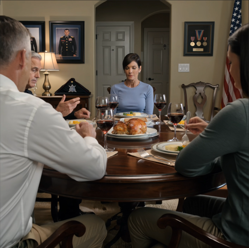 Min fästmös pappa bjöd in mig på söndagsmiddag i tron ​​att jag bara var någon civil kvinna som dejtade hans son, sedan började han förklara hur “riktigt befäl” i marinkåren ser ut över ett bord täckt med rostad kyckling och jag lät honom avsluta varenda ord innan jag äntligen berättade för honom vem jag egentligen var – Nyheter